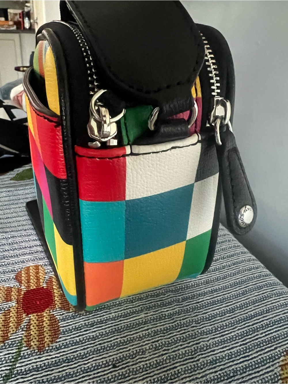 KARL LAGERFELD PARIS Maybelle Camera Crossbody Bag Multicolor Check Combo EUC - Picture 10 of 12